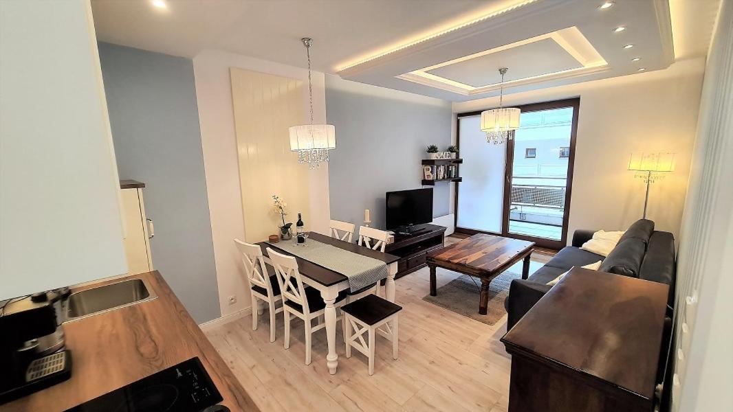 Apt Miedzymorze - Apartamenty Wypoczynkowe Jurata Εξωτερικό φωτογραφία